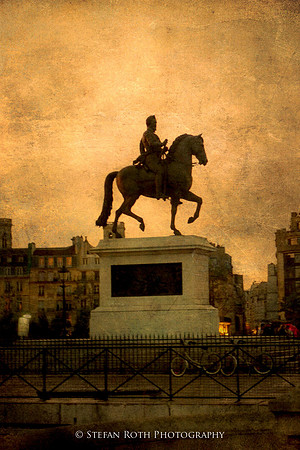 Paris Equestrian Statue - Stefan Roth